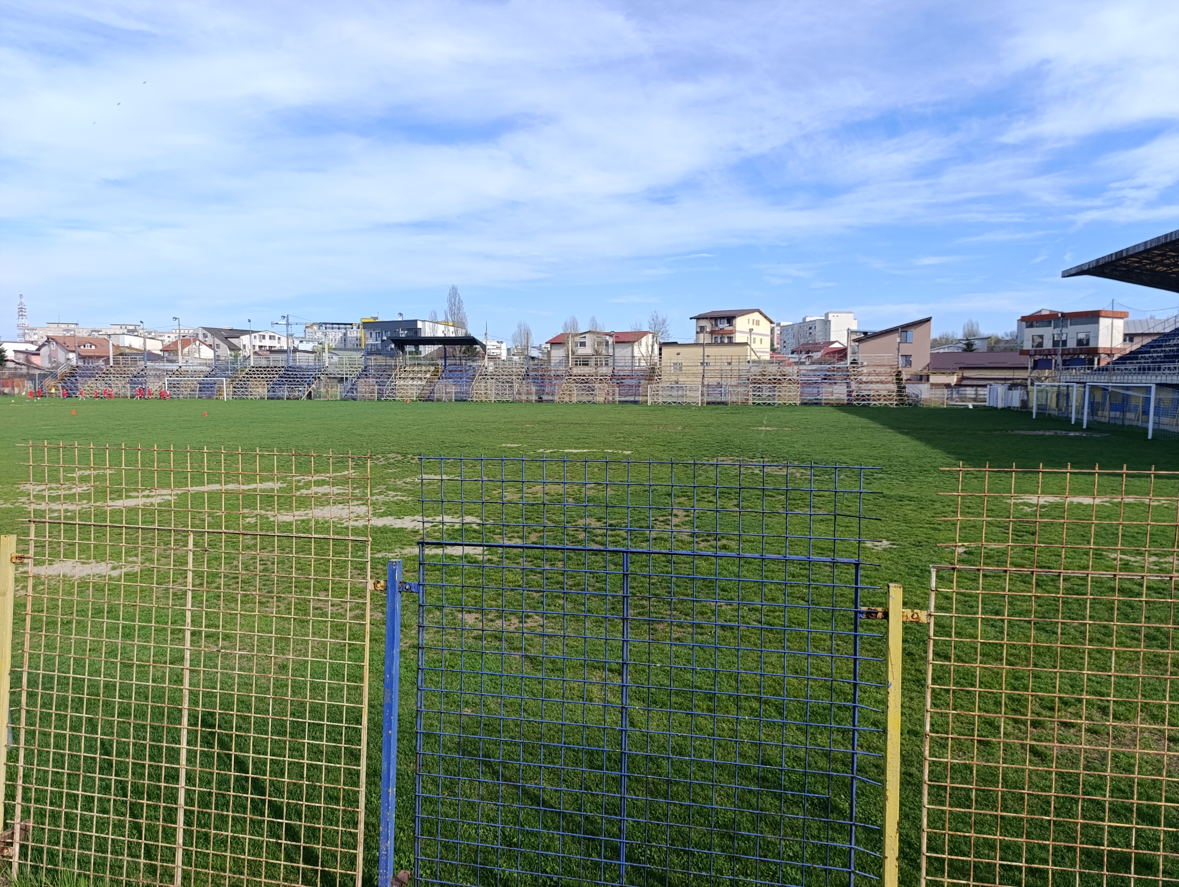 Teren de fotbal.